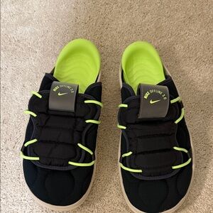 Nike Black and Neon Green Slip Ons CJ07